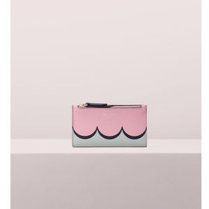 kate spade | intarsia scallop bifold wallet